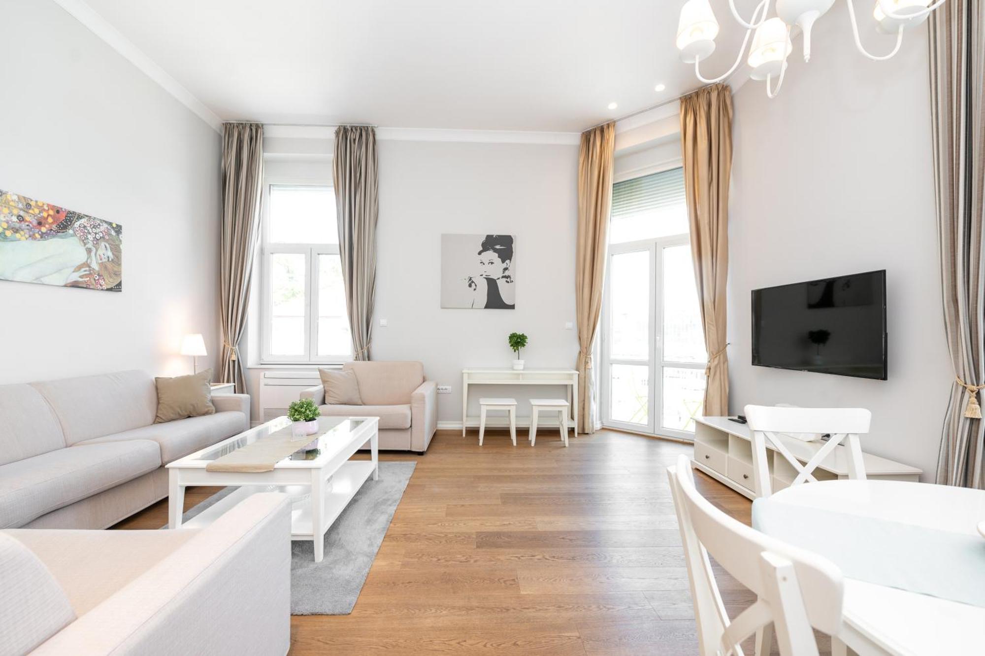 Slavija Fontana Lux Apartments Белград Экстерьер фото